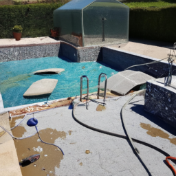 Accessoires et produits d'entretien : Simplifiez-vous la Vie avec des Accessoires Pratiques et Innovants pour l'Entretien de votre Piscine Martigne-Ferchaud