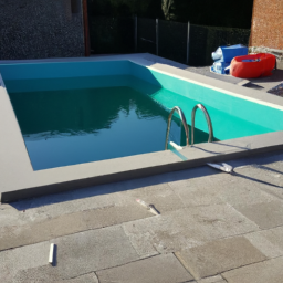 Accessoires et produits d'entretien : Simplifiez l'Entretien de votre Piscine avec des Accessoires Pratiques et Innovants Mondevert